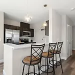 City Views 1Br Free-Parking- Easy Nyc Access