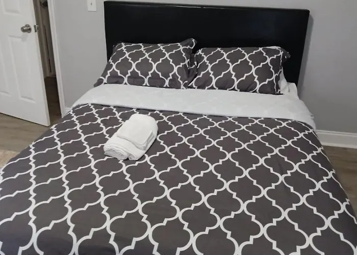 Wuluphana Llc Entire 4Bdrm Free Parking Ewr/Ny/Travelnurse
