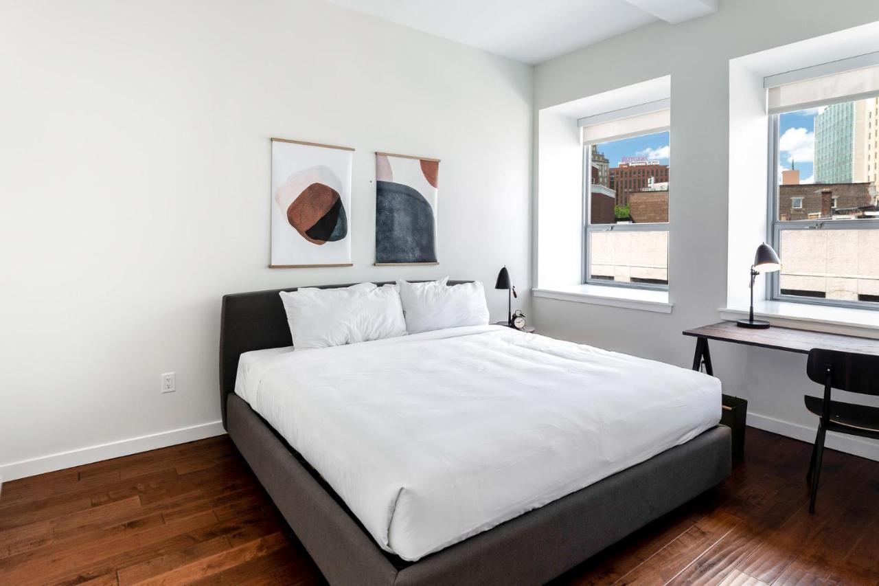 Kislak 405 Luxurious 1br Retreat Above The Apartment
