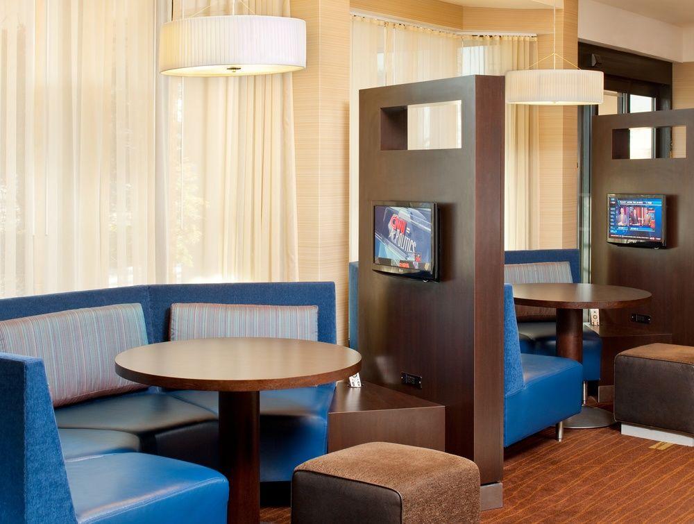 Courtyard Liberty International Airport 3* Newark