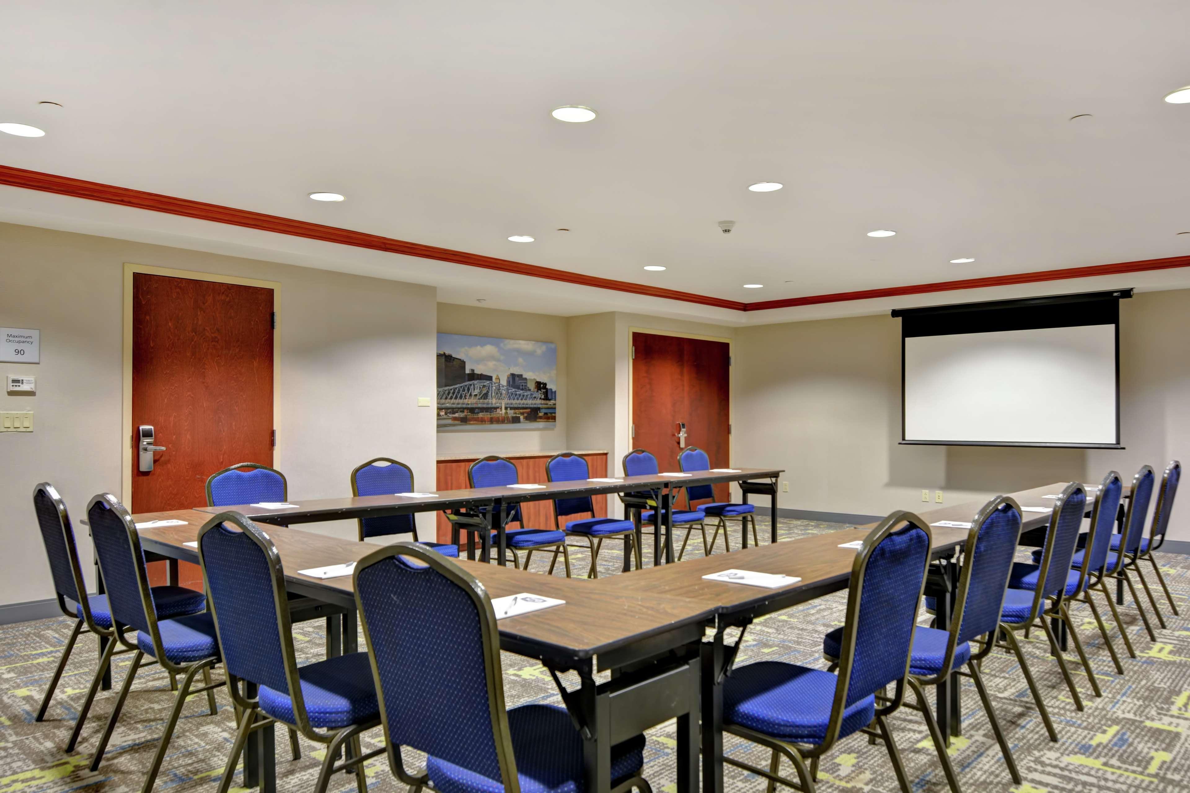 Hampton & Newark-harrison-riverwalk Hotel Newark