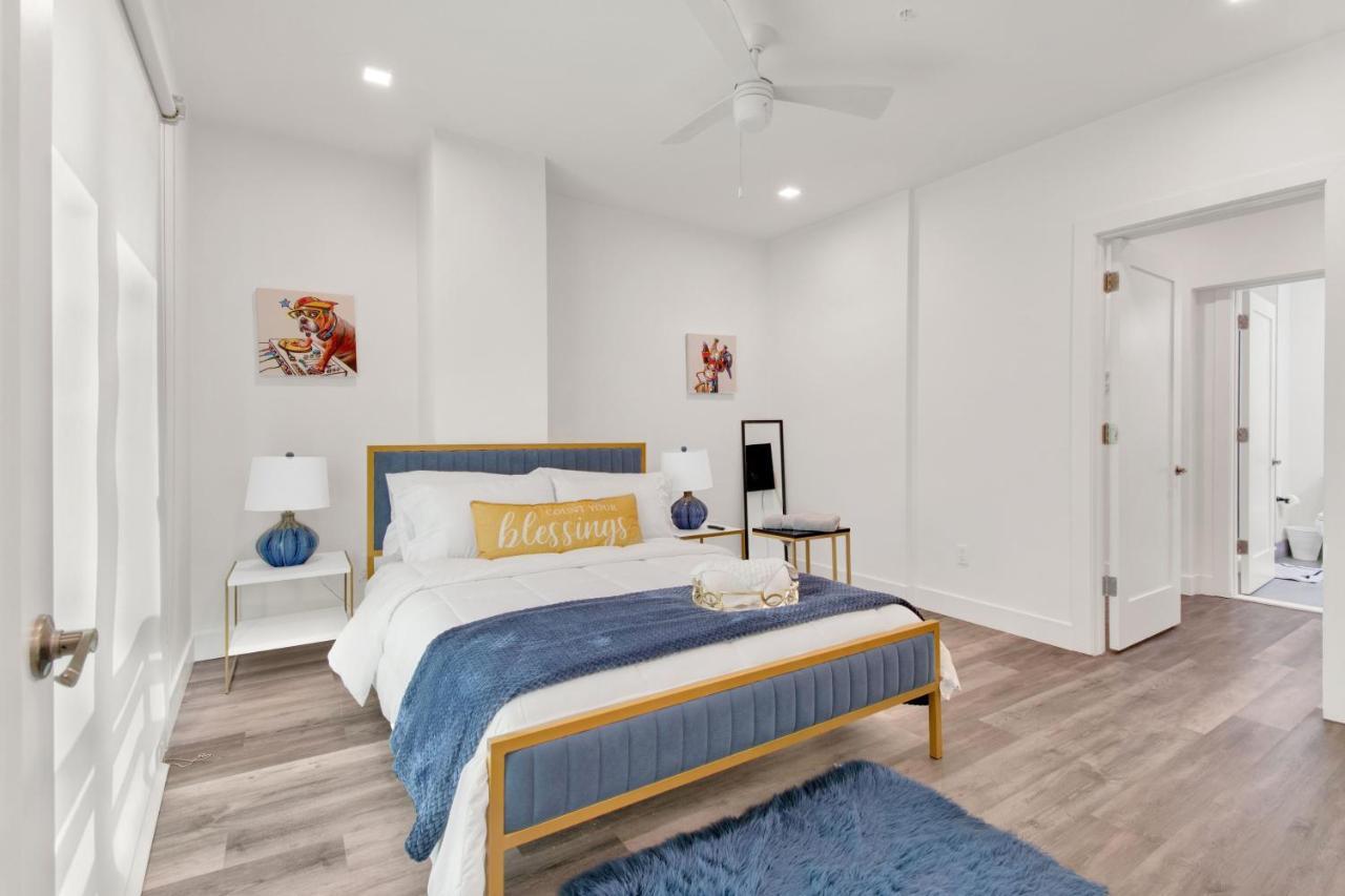 Apartment Rhythm & Blues Free Park 2bd-2bth Near Ewr-penn-prudential