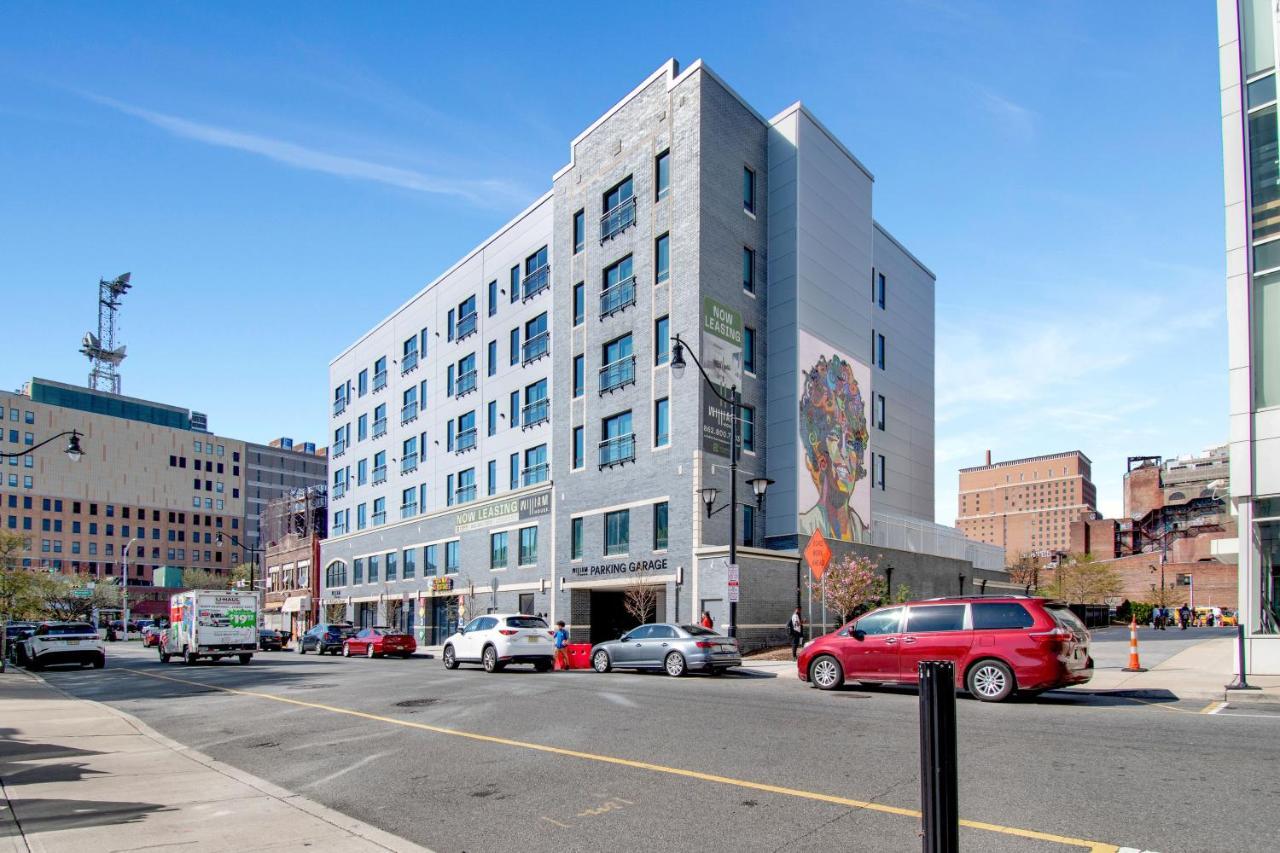 Rhythm & Blues Free Park 2bd-2bth Near Ewr-penn-prudential *