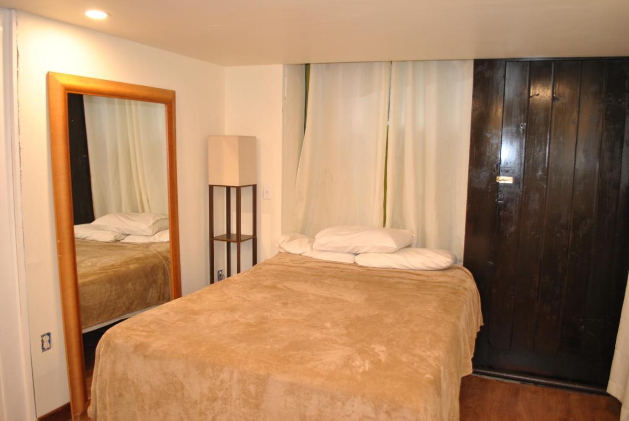 Homestay Ewr Airport Multilevel With 2-3 Beds