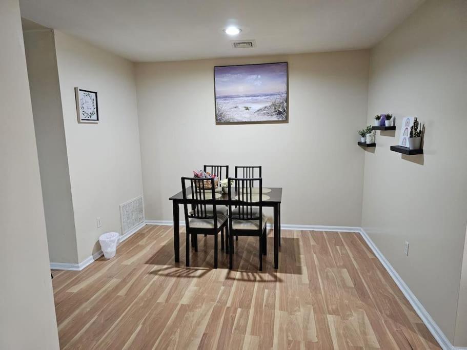 Spacious 2 Bedrooms Near Nyc/ewr Apartment