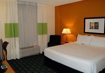 Fairfield & By Marriott Liberty International Airport Newark