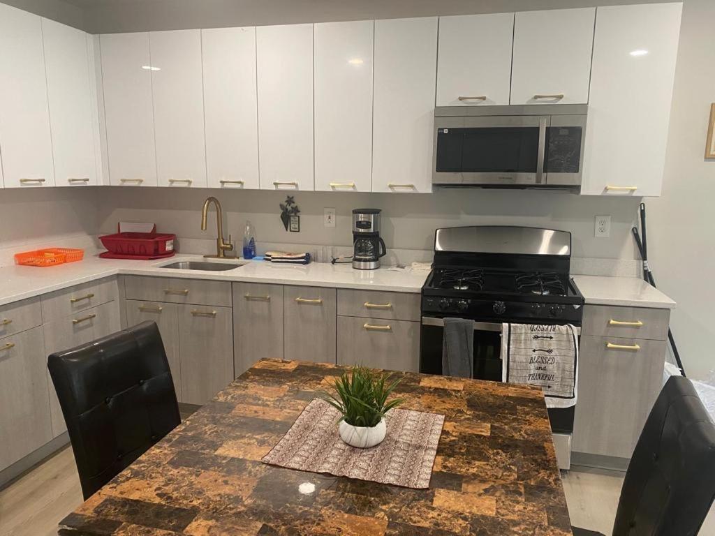 King 8mins To Airport Homestay Newark