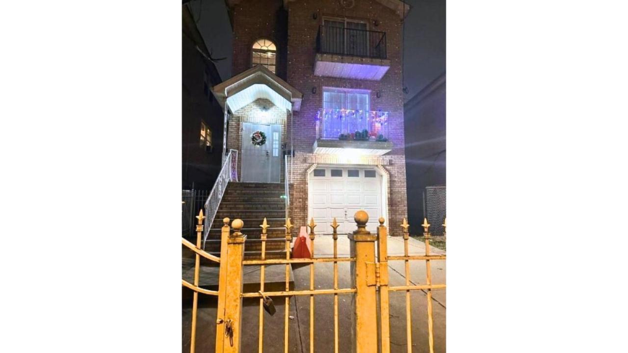Divine D. 6mins Near Ewr Airport, 4mins To Penn Station / Prudential * Newark