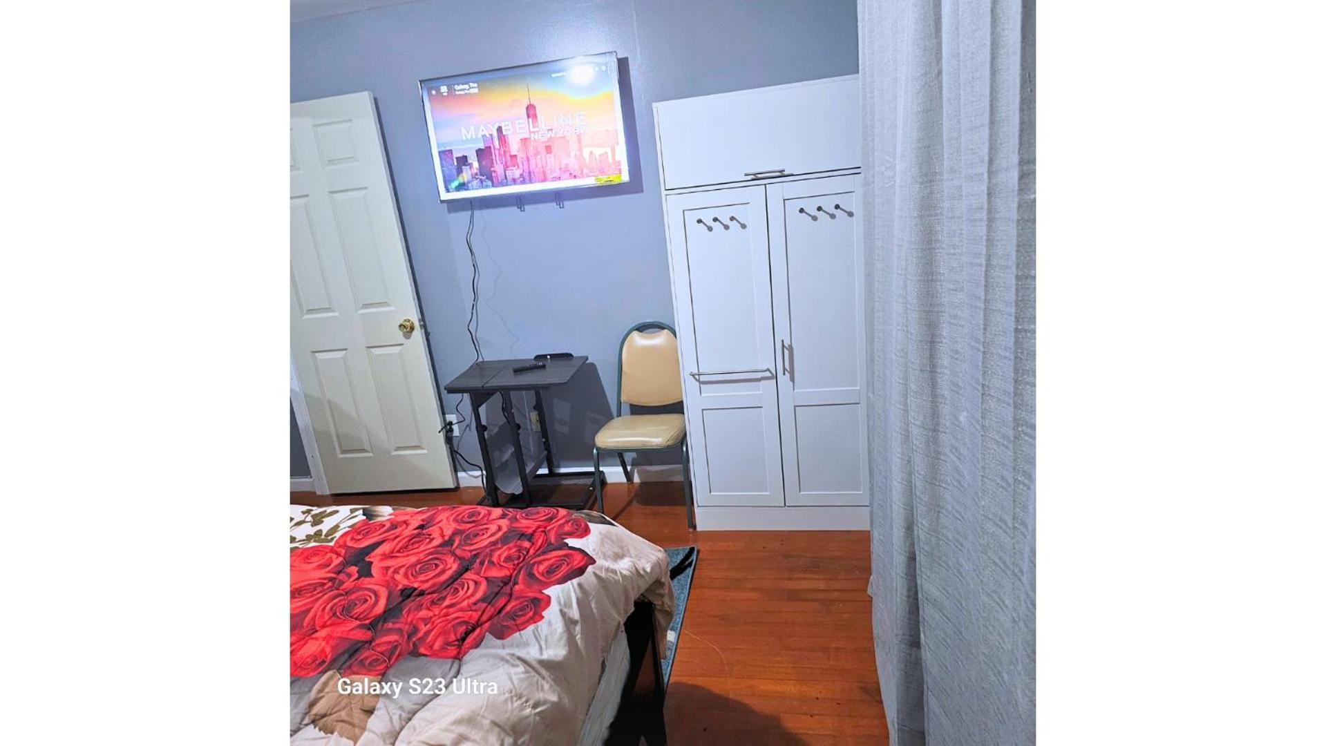 Divine D. 6mins Near Ewr Airport, 4mins To Penn Station / Prudential Homestay *