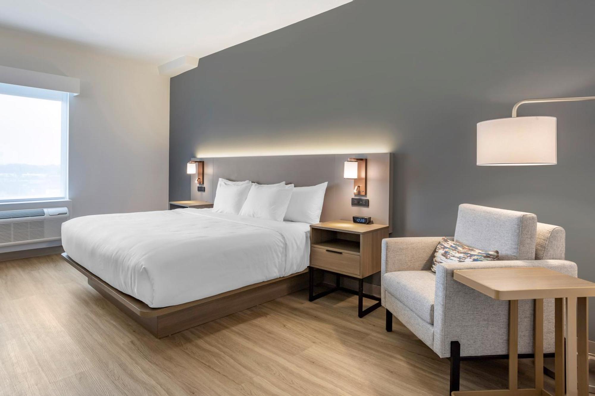Hotel Comfort & Liberty International Airport