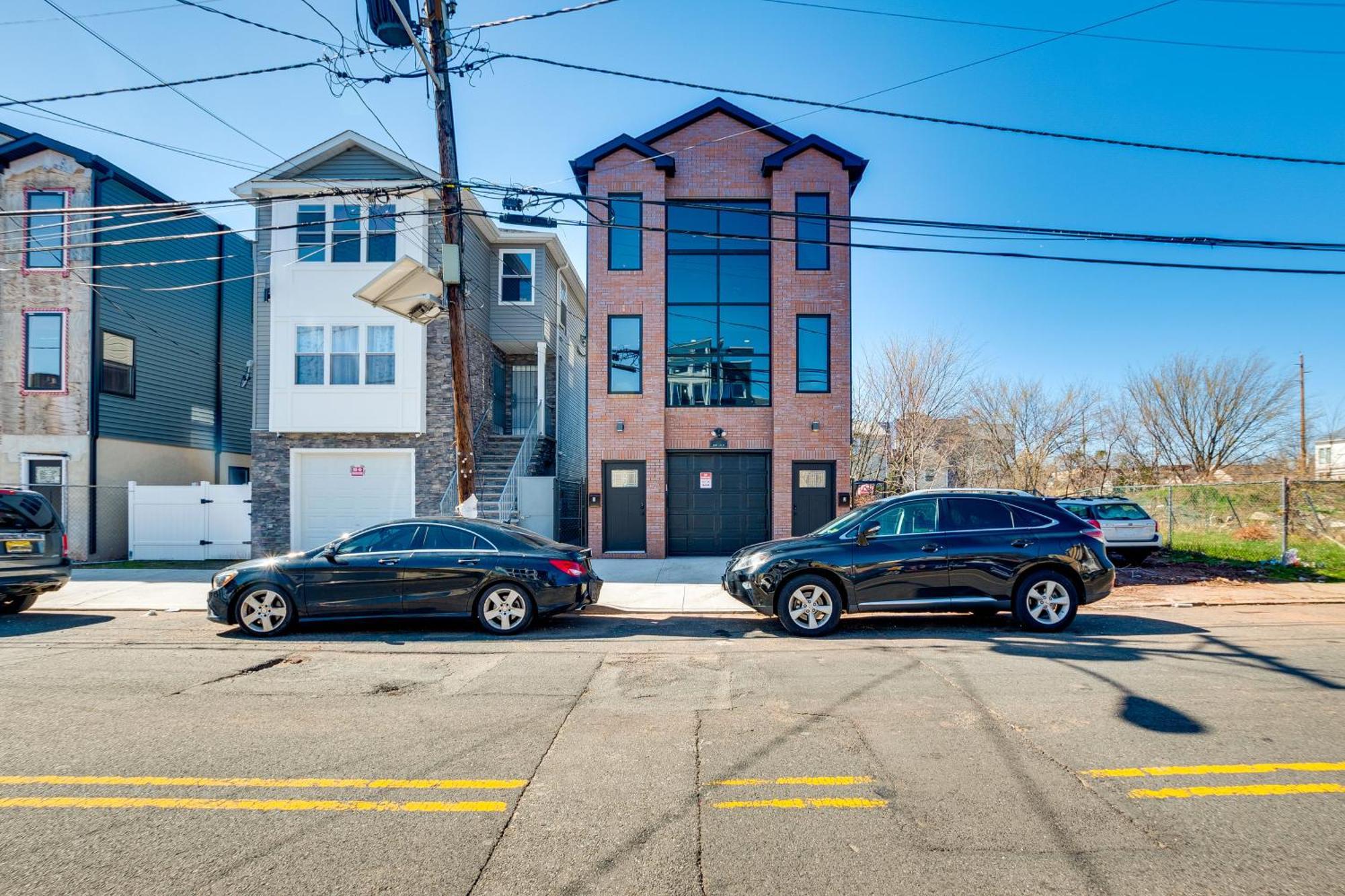 Holiday home Luxe Retreat With Rooftop Deck Pets Welcome! Newark
