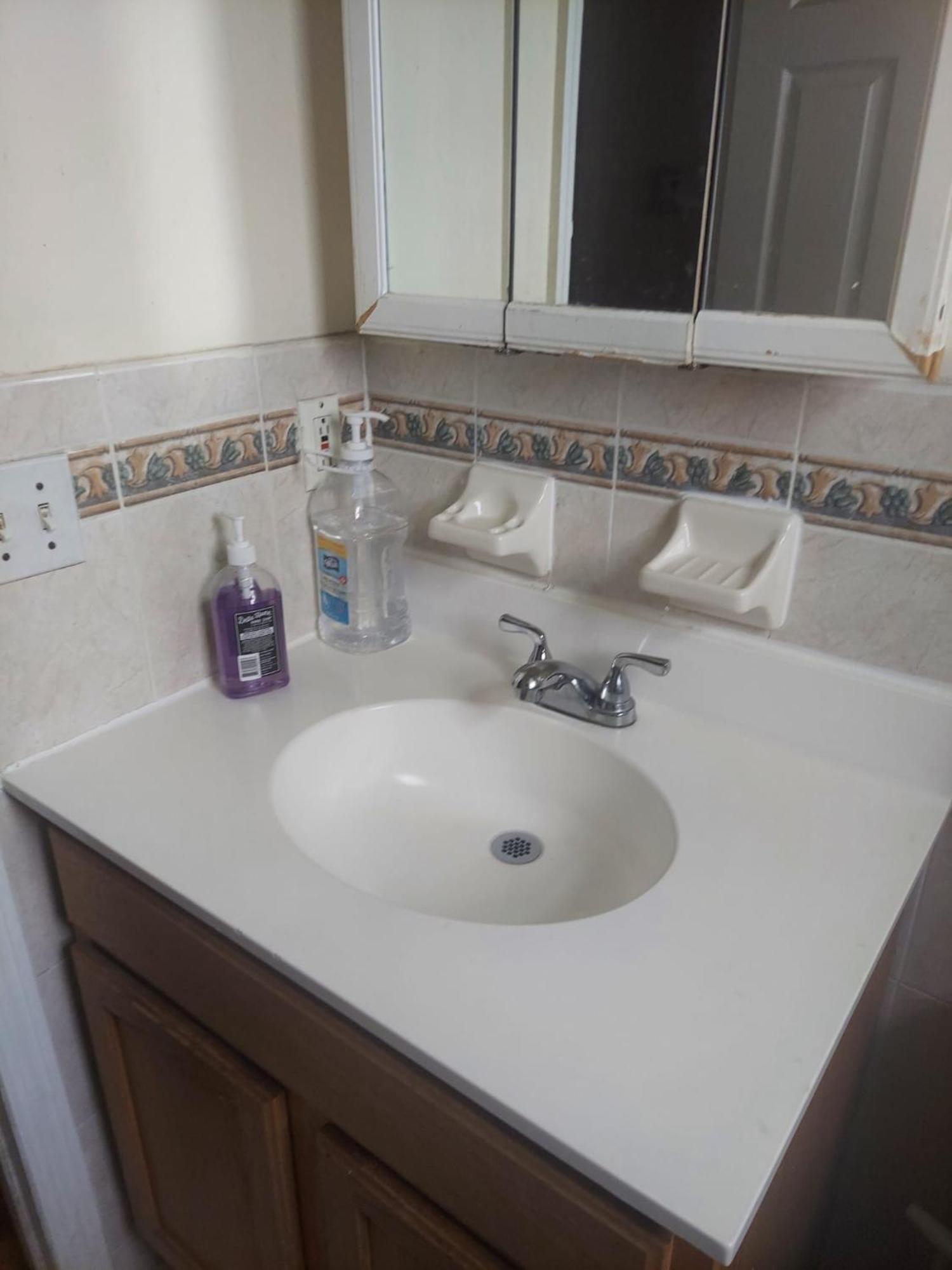 Crystal 1 Near 12mins To Ewr Airport / Prudential / Njit / Penn Station