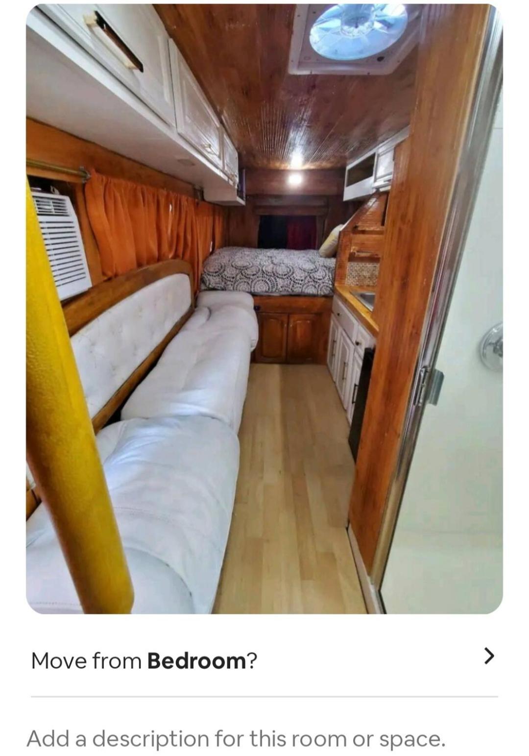 Guest house East Kinney *