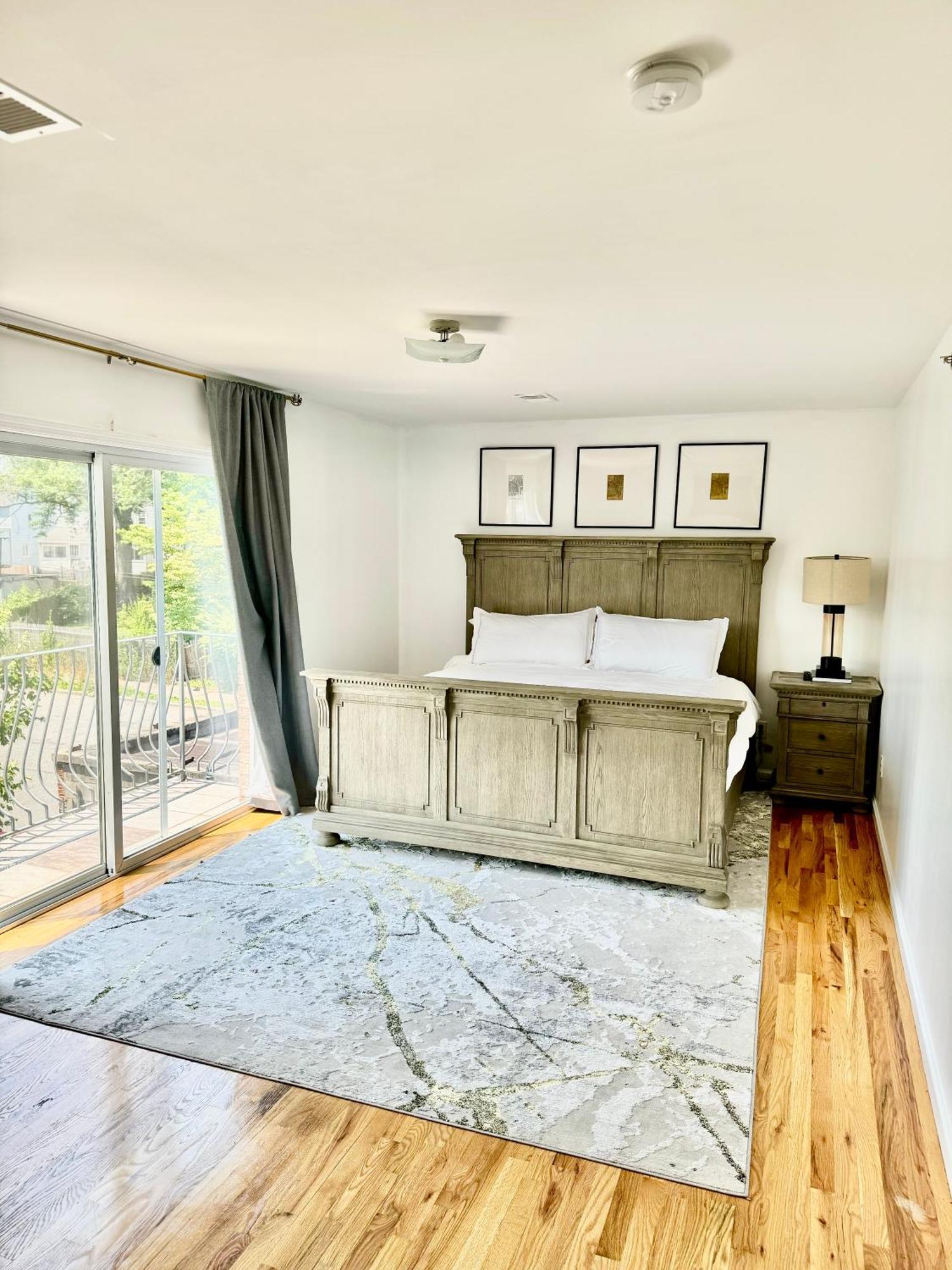 Stylish Evergreen By Airport Apartamento