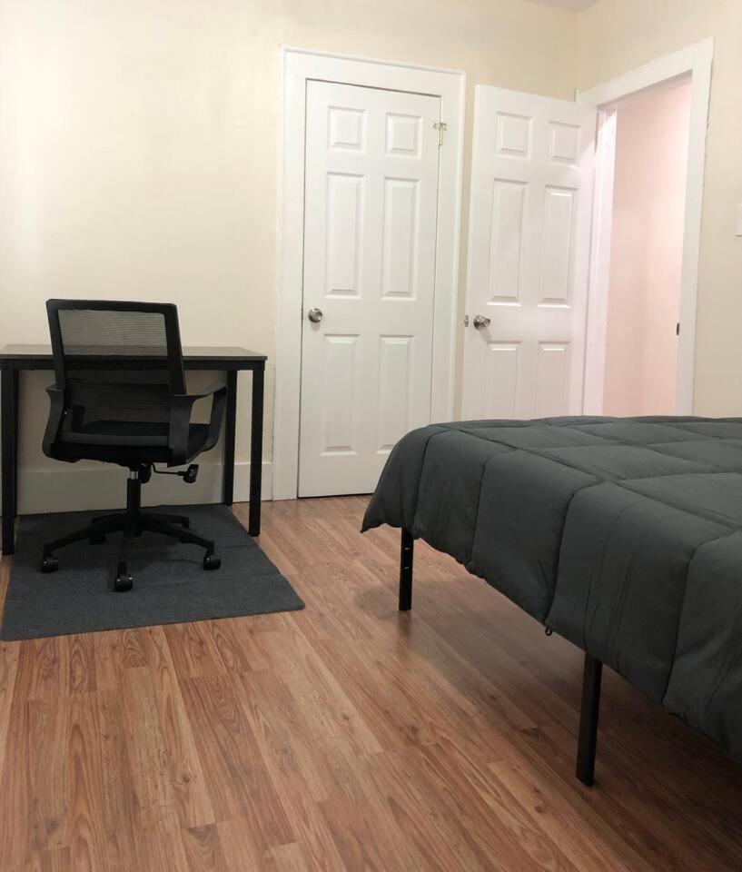 Spacious And Private With 3 Bedrooms And 1 Bathroom Near International Airport Ewr And New York Apartment
