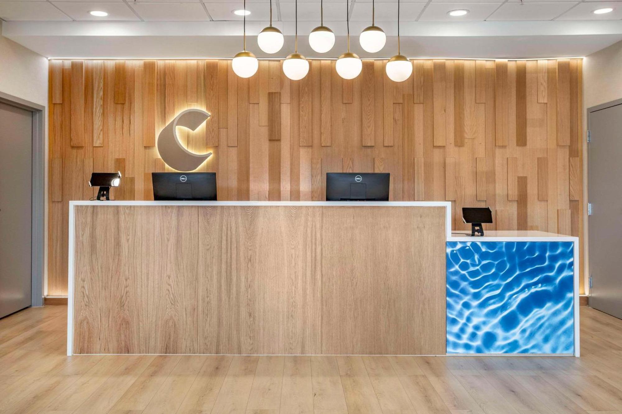 Comfort & Liberty International Airport Newark