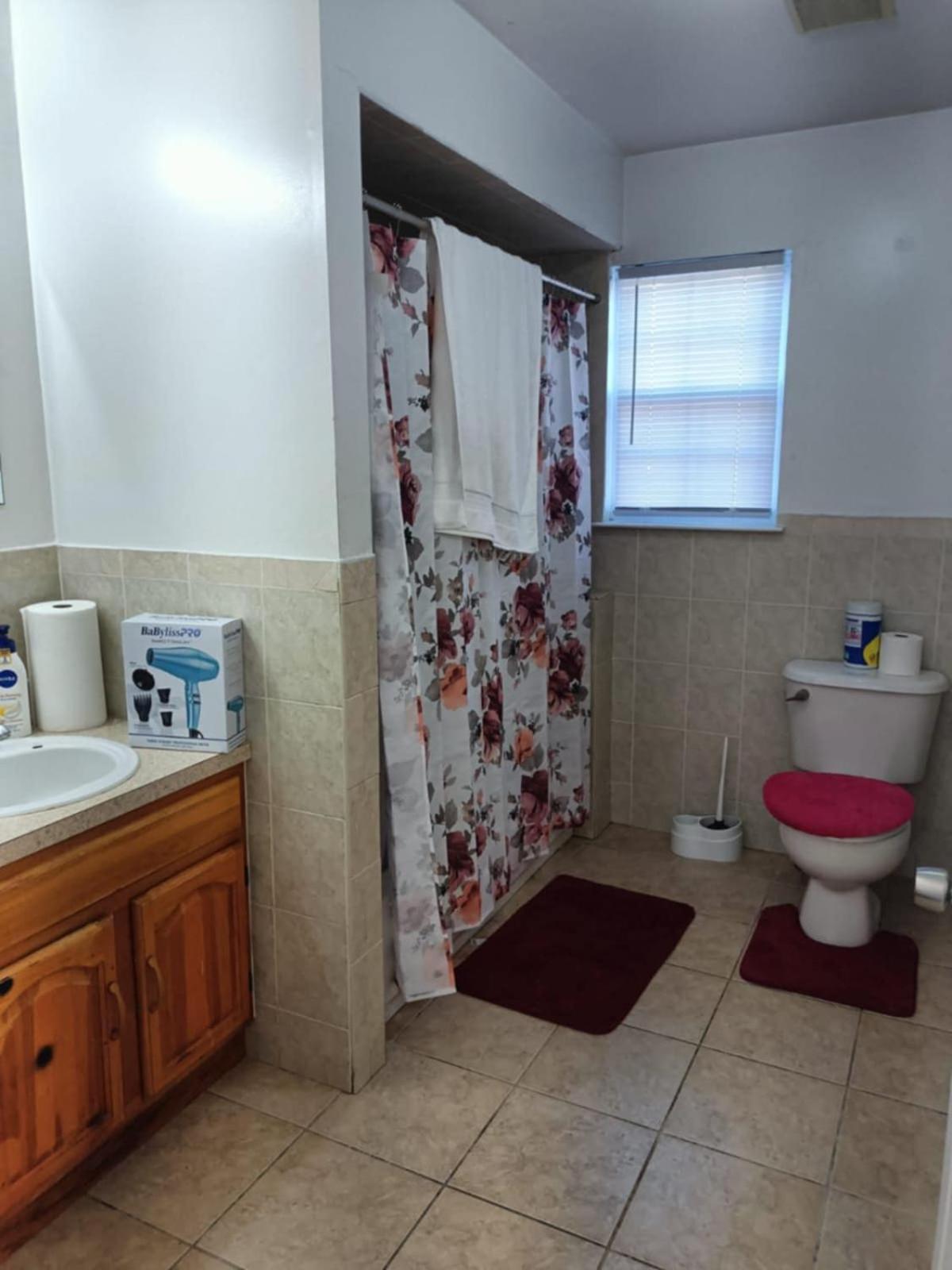 Fada - 38 Yates Ave Guest house *