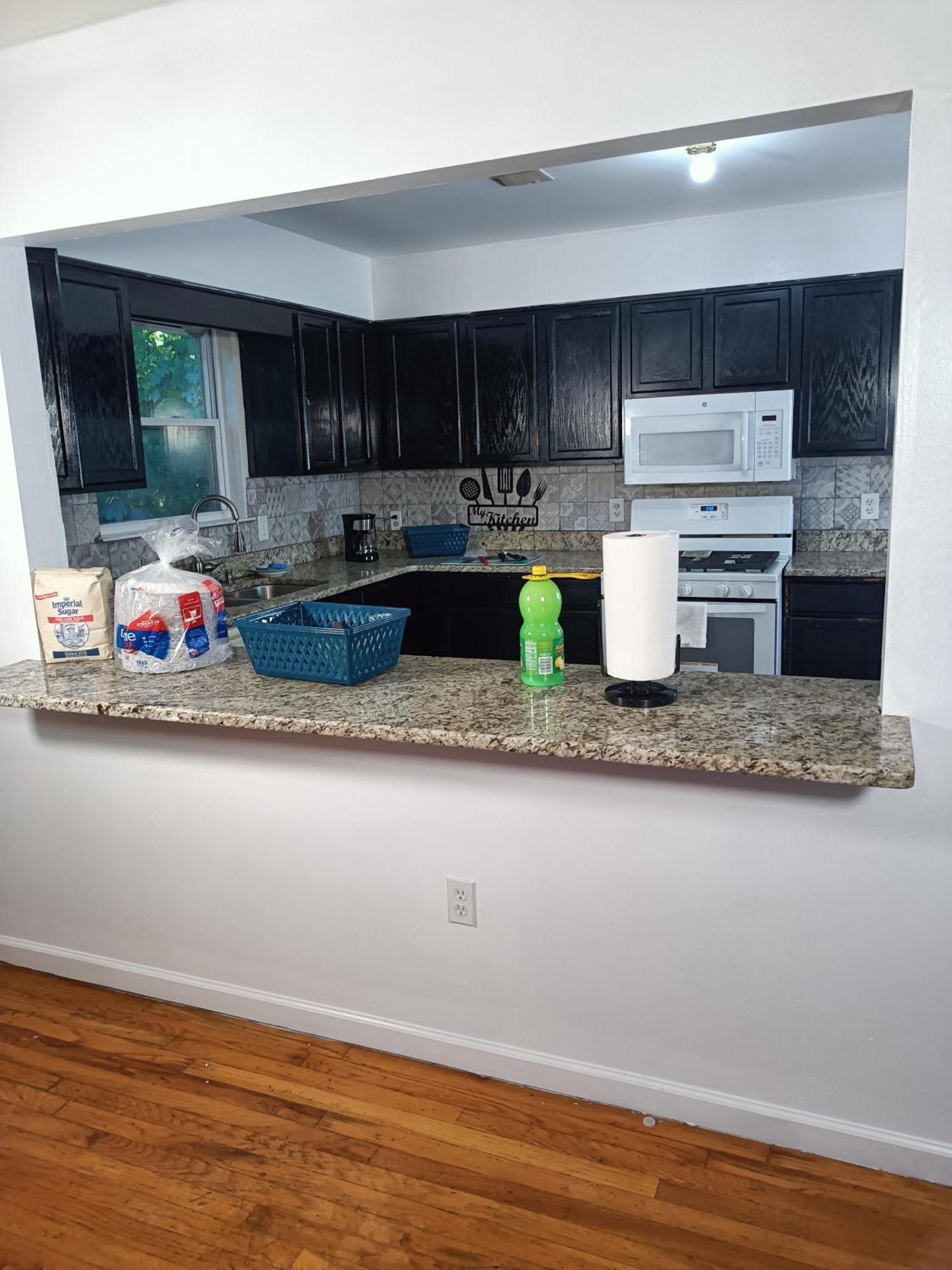 Fada - 38 Yates Ave