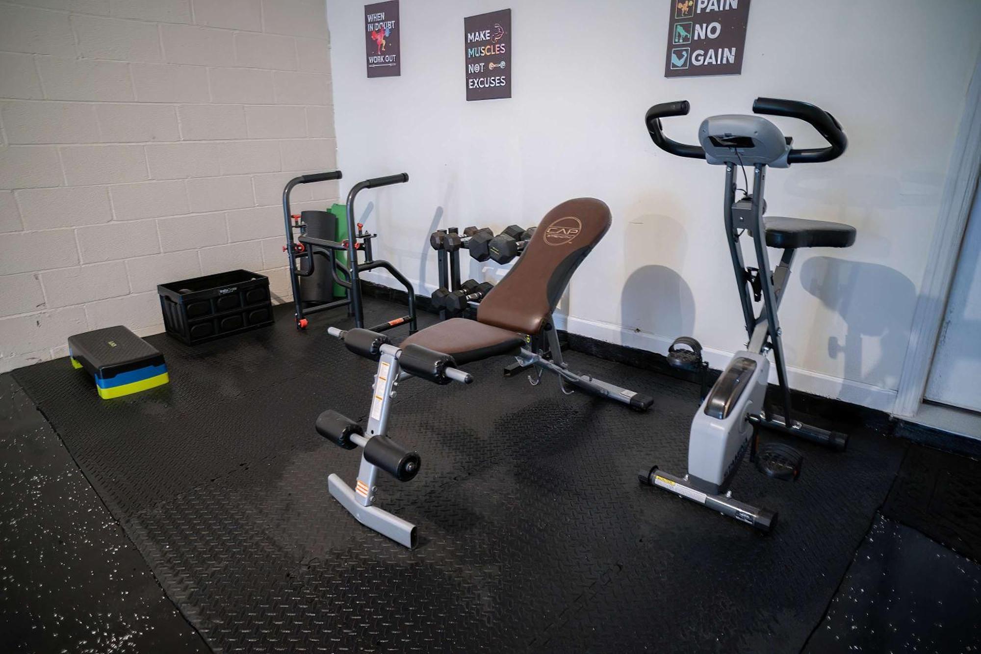 2nd Flr Gated With Gym Near Newark-penn Station *