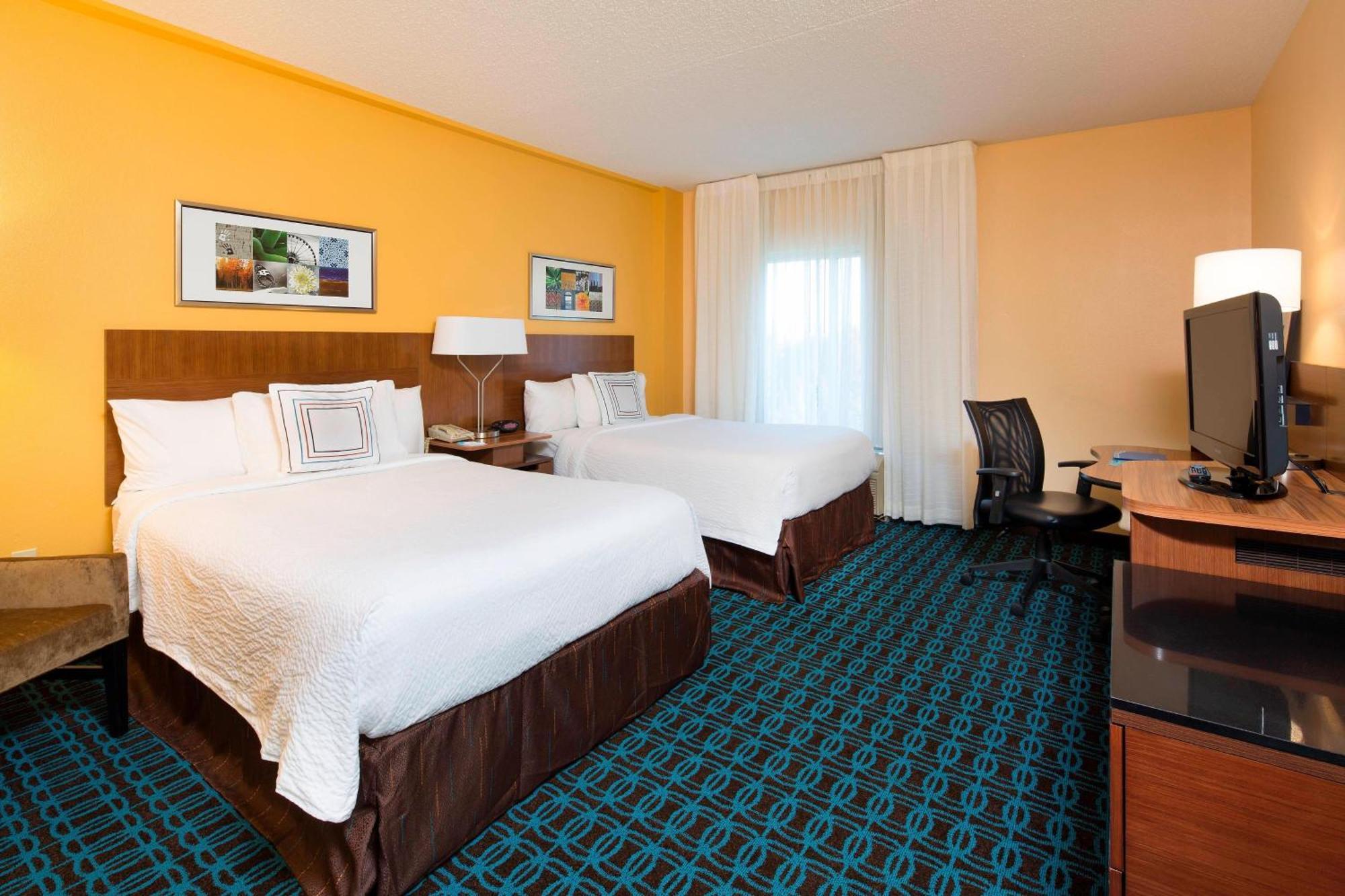 Fairfield & By Marriott Liberty International Airport Hotel Newark