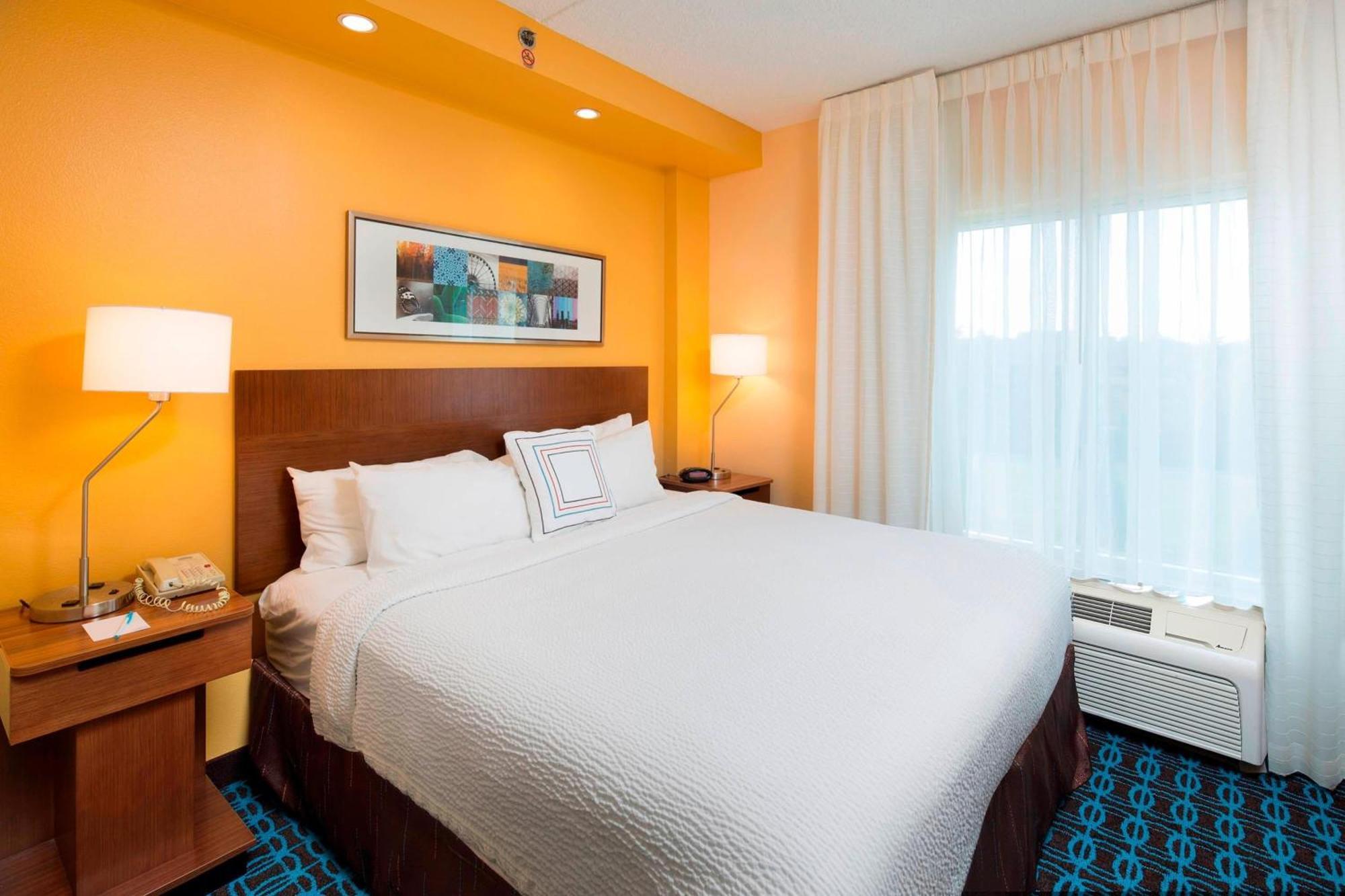Fairfield & By Marriott Liberty International Airport Hotel
