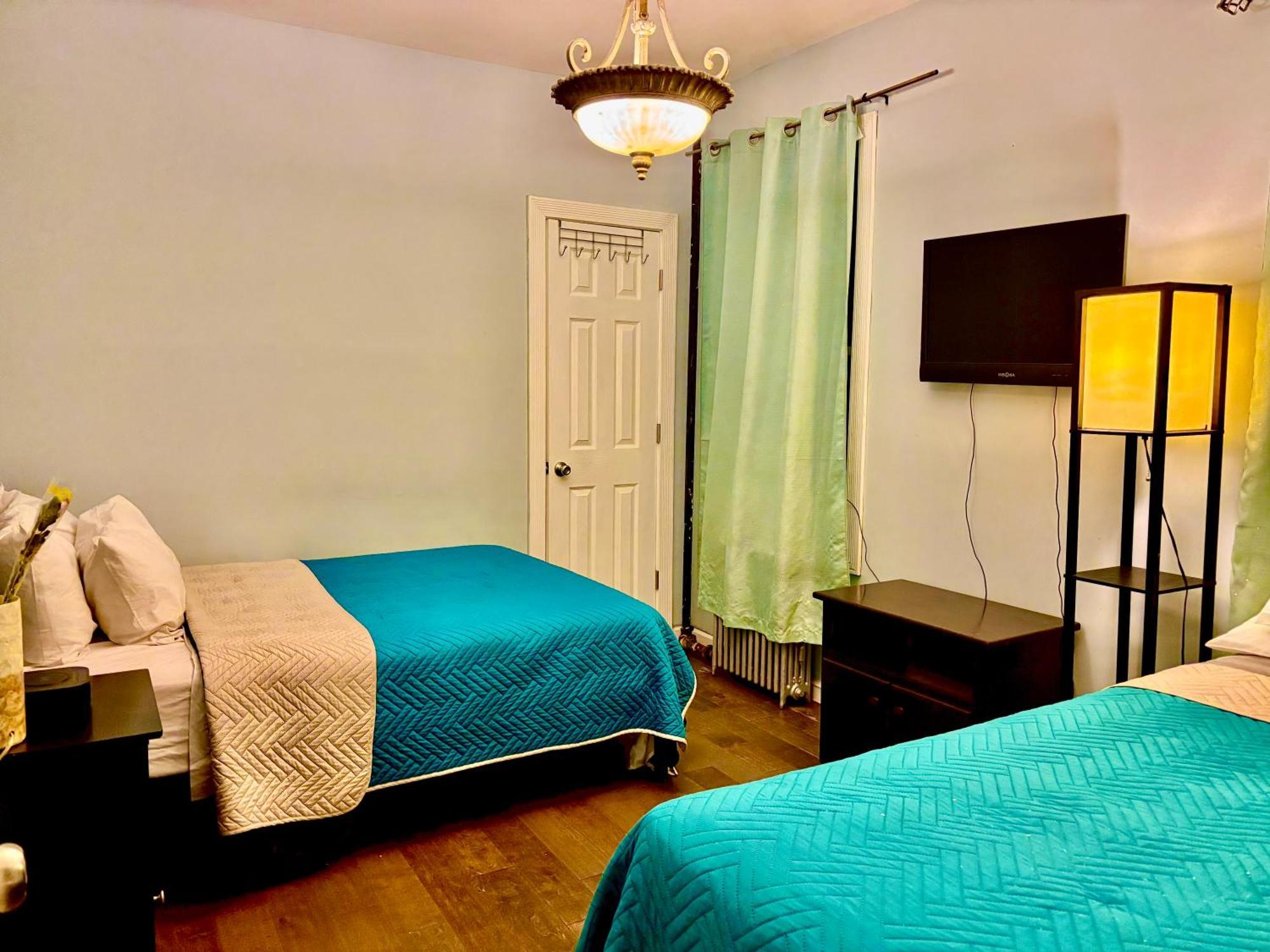 House Guest house *