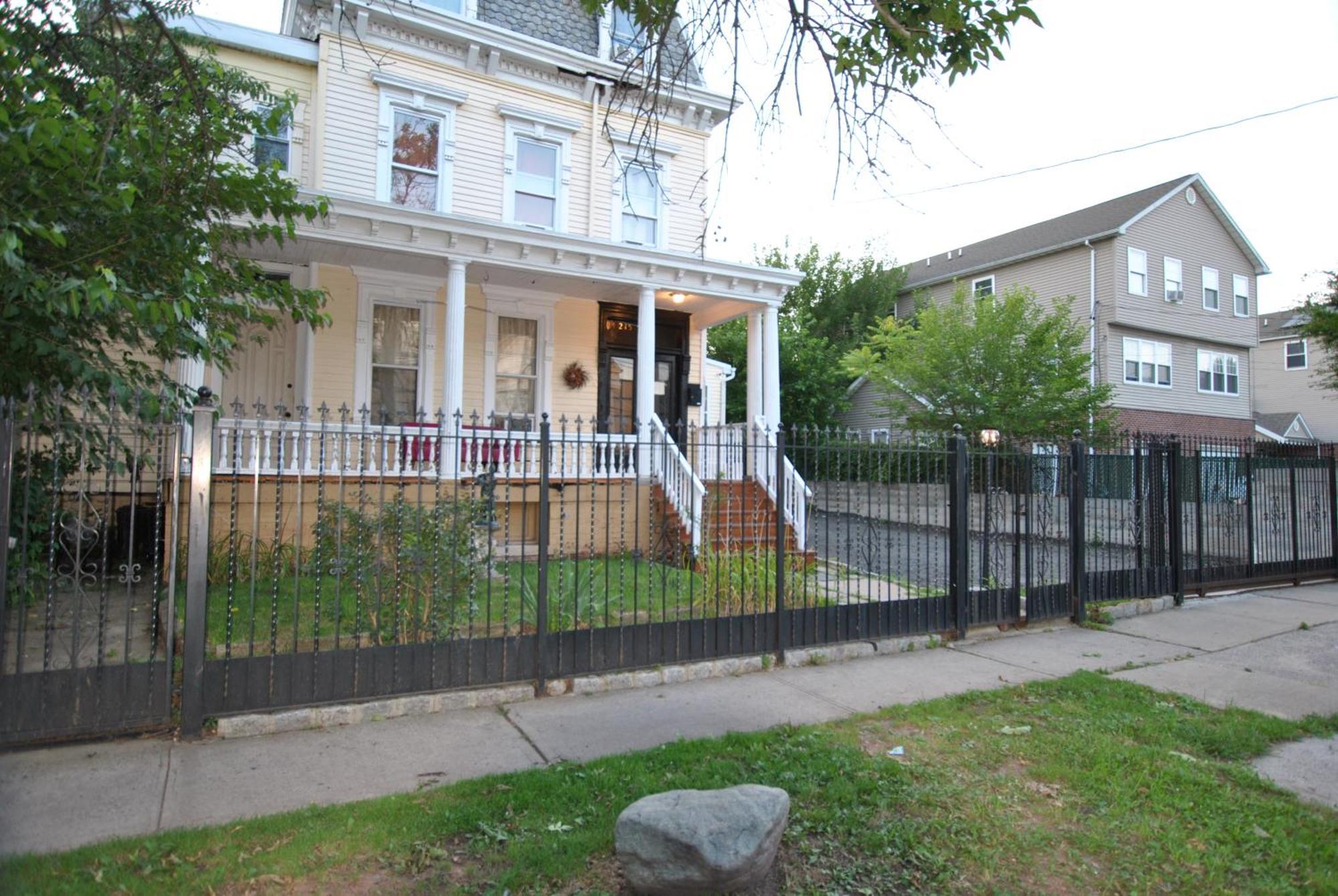Guest house House *