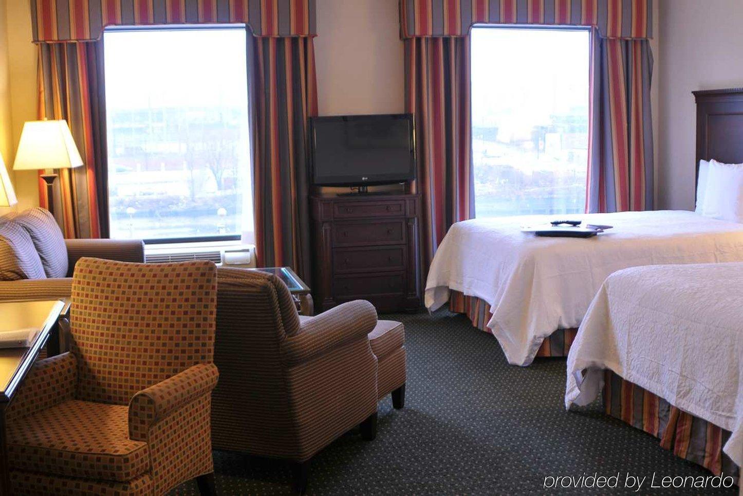 Hampton & Newark-harrison-riverwalk Hotel Newark