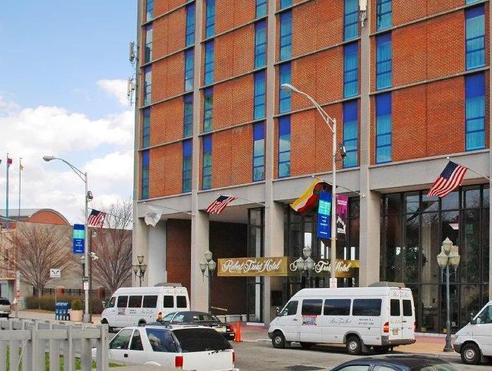 Robert Treat Hotel