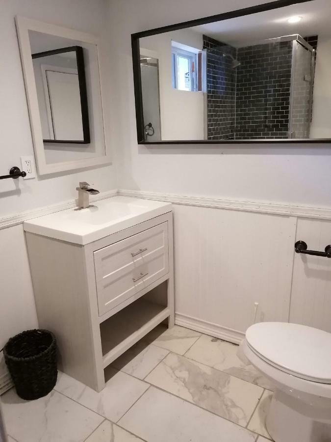 Cozy Basement Bedroom Newark