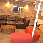 L3-Lower Level 1Bedroom Apt Newark Down Town
