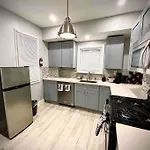 Luxury 3Br/Newark Penn,Wifi,Free Parking