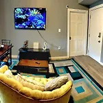 Wuluphana Llc Entire 4Bdrm Free Parking Ewr/Ny/Travelnurse