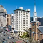 Indigo Getaway Queen Bed Free Park Near Ewr, Penn, Prudential