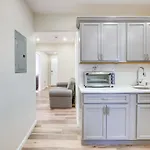 Convenient Newark Apartment About 15 Mi To Manhattan!