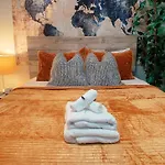 Sale!! Brick City Bungalow 20 Mins From Nyc!!