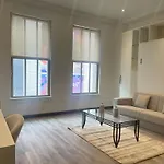 Weekly Discount! Sleeps 4Near Airport&Train