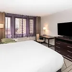 Doubletree By Hilton Newark Penn Station, Nj