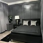 Vintage Luxury 2 Bedroom