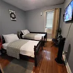 Calm 3 Bedroom Apartment