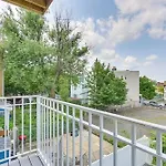 Modern City Getaway Near Downtown Newark & Nyc