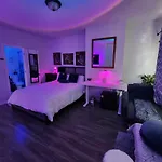 Serene Oasis Suite With Private Bathroom
