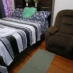 Fada Guest House 281 Ridgewood Ave Newark, New Jersey Near Ewr Airport