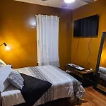 Large 3 Brm 2 Bath Near Ewr Nyc