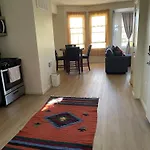 Bright, Sunny Newark Apartment!