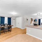 Nyc & Downtown Newark Commuter Dream Stay