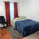 Fada Guest House - 38 Yates Ave Newark