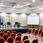 Doubletree By Hilton Hotel Newark Airport