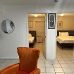Comfy 2 Bedrooms By Ewr Nyc Airport 30 Mins To Ny