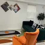 Comfy 2 Bedrooms By Ewr Nyc Airport 30 Mins To Ny